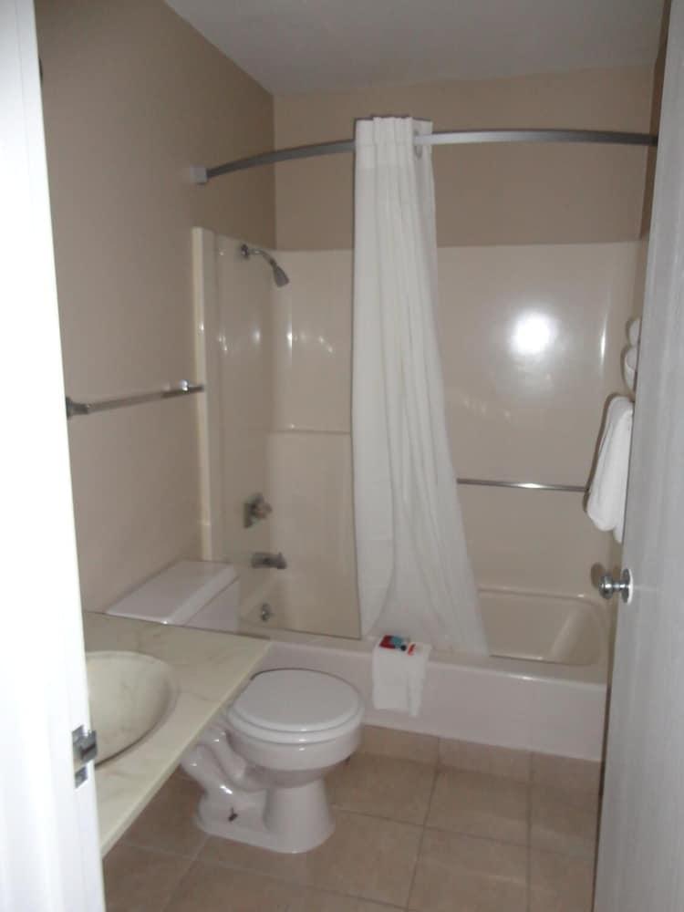 Super 8 By Wyndham Fremont Ne Motel Ngoại thất bức ảnh