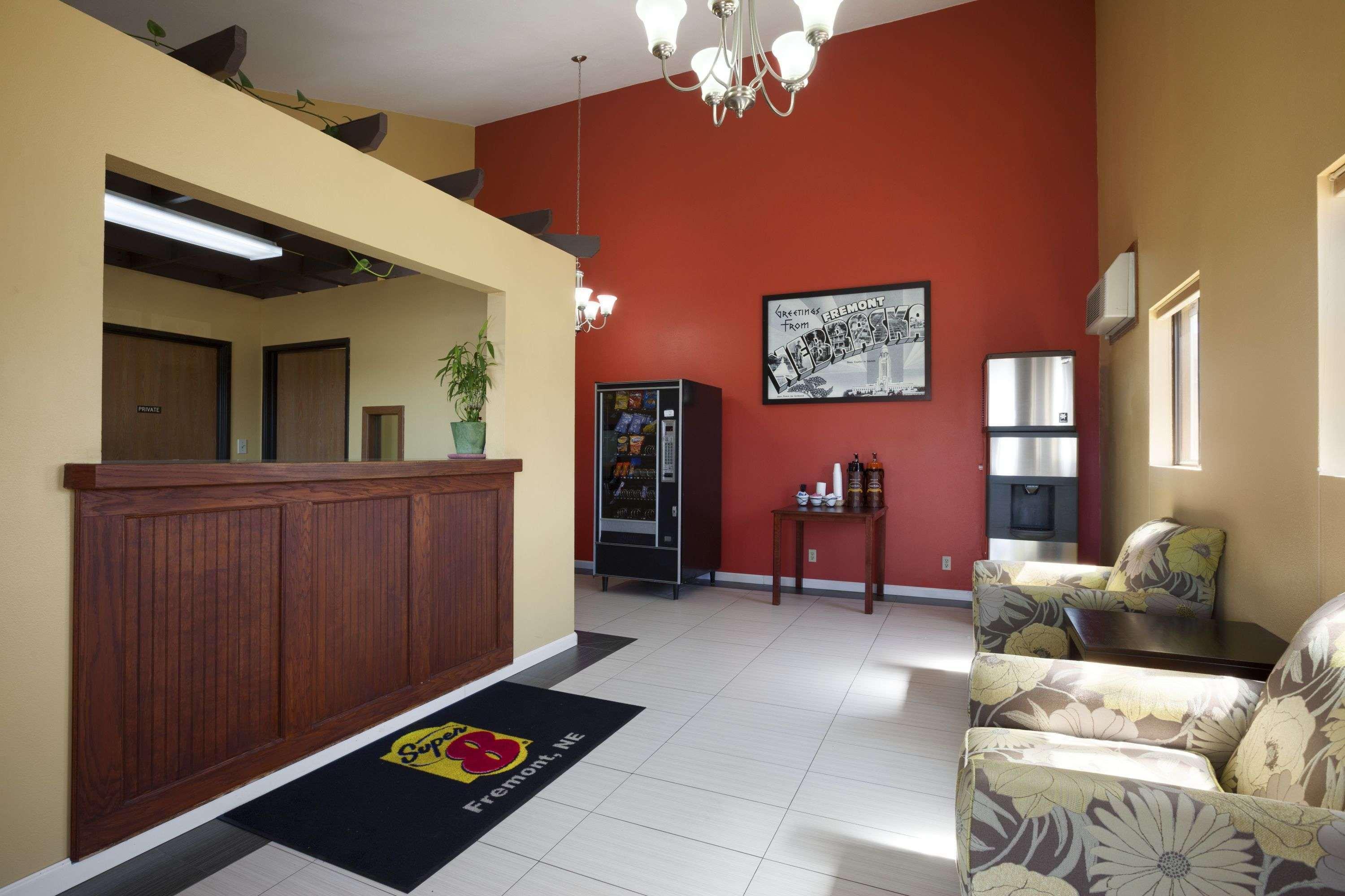 Super 8 By Wyndham Fremont Ne Motel Ngoại thất bức ảnh