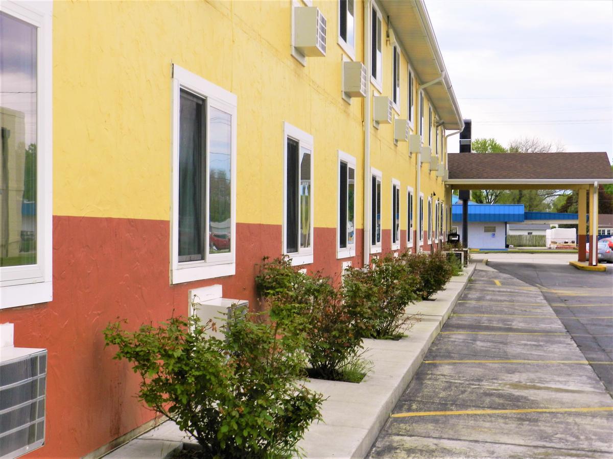 Super 8 By Wyndham Fremont Ne Motel Ngoại thất bức ảnh